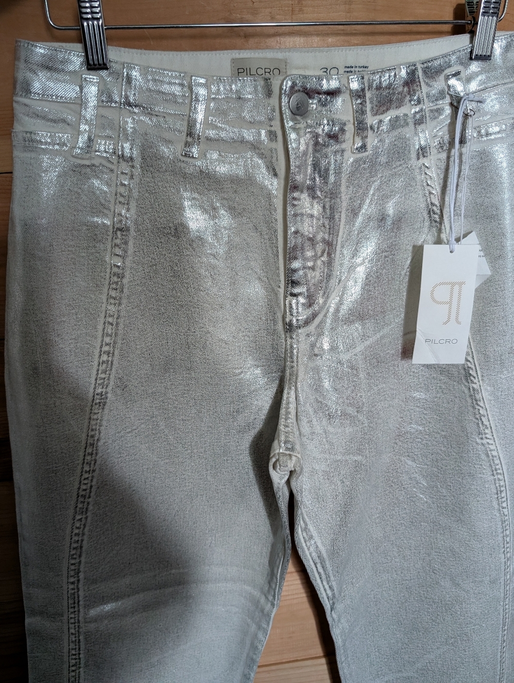Pilcro Metallic Silver Jeans, NWT, Size 30 - Picture 4 of 4